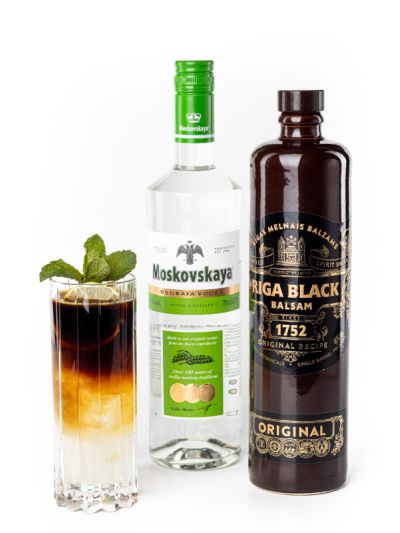 Kokteilis Black & Stormy